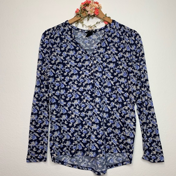 H&M Floral Long Sleeves Top - Picture 1 of 7